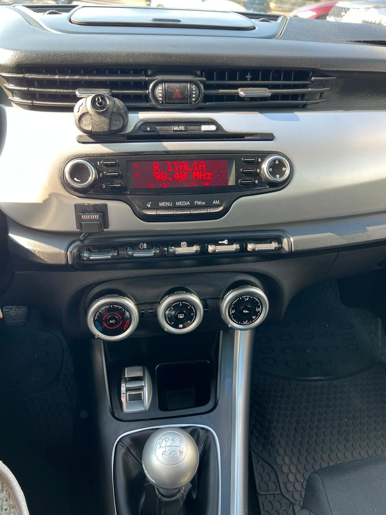 Alfa Romeo Giulietta 1.6 JTDm-2 105 CV Distinctive