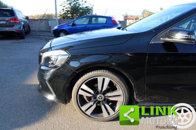 MERCEDES-BENZ A 180 d Automatic PREMIUM