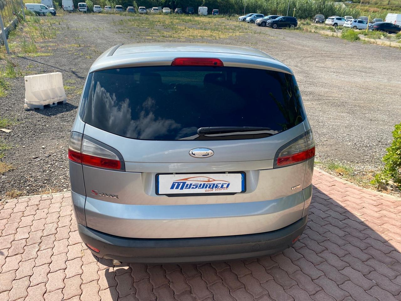 Ford S-Max 2.0 TDCi 140CV Titanium 7 POSTI