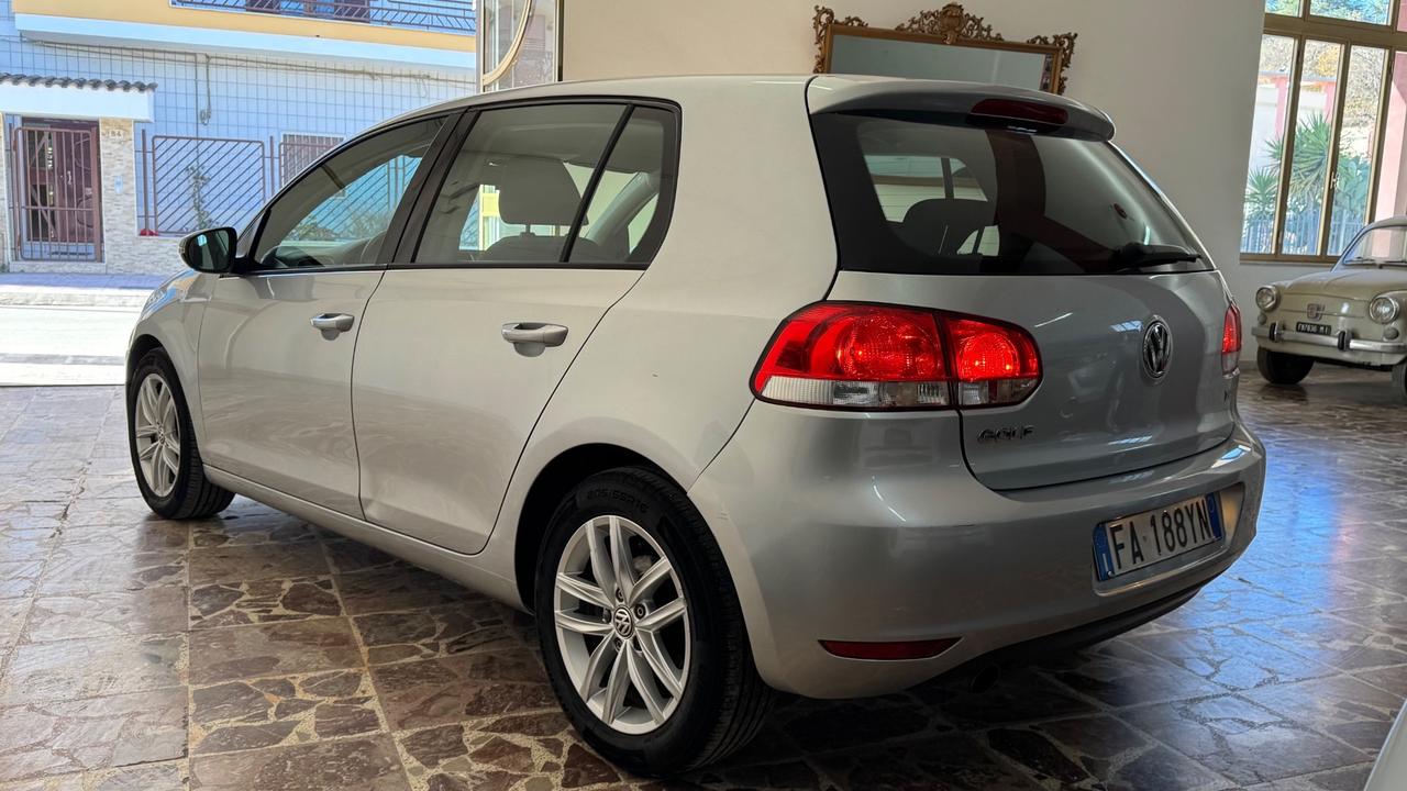 Volkswagen Golf 1.6 TDI DPF 5p. Highline