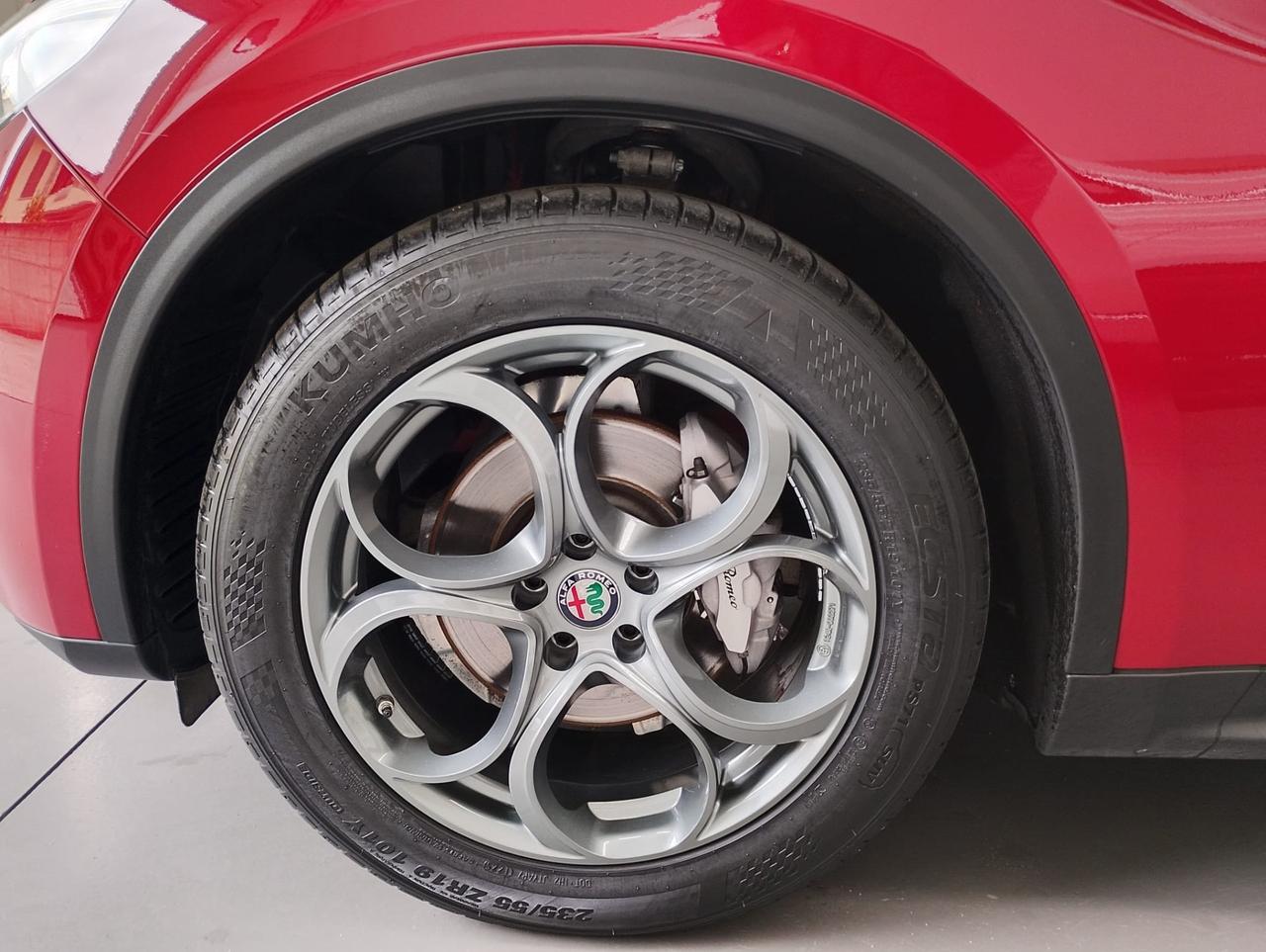 Alfa Romeo Stelvio 2.2 Turbodiesel 160 CV AT8 RWD Super