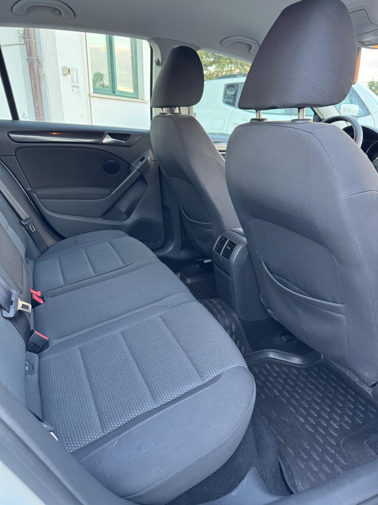 Volkswagen Golf 1.6 TDI DPF 5p. Comf. BlueM. Tech.