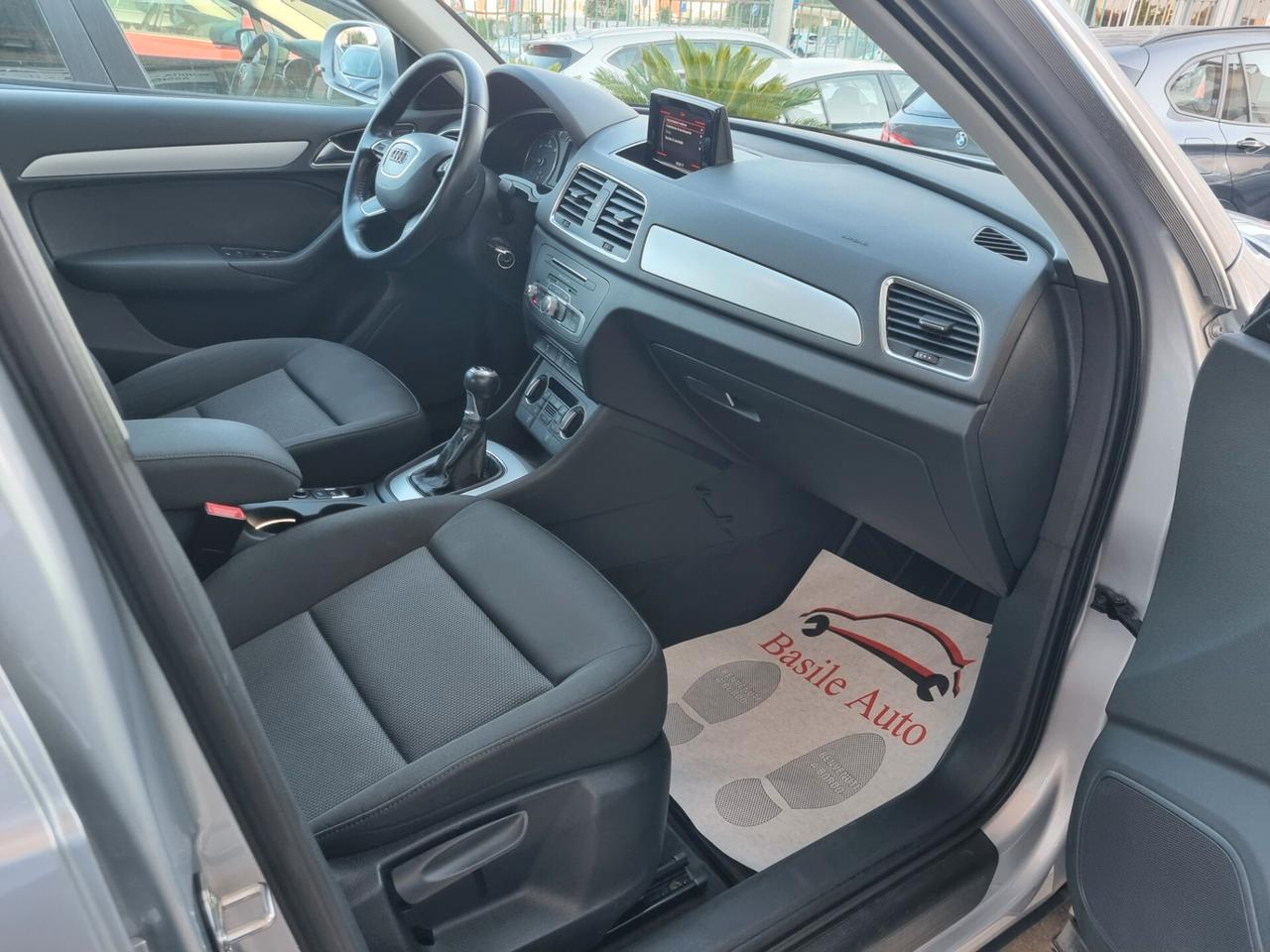 Audi Q3 2.0 TDI 120 CV Design
