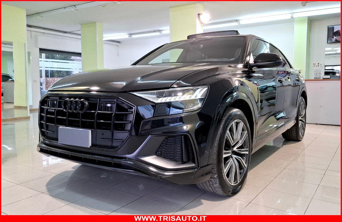 AUDI Q8 50 3.0 TDI Mhev S-line Black Identity (TETTO PANORAMICO APRIBILE)