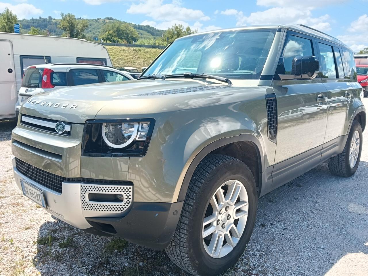 Land Rover Defender 110 3.0D I6 200 CV AWD Auto X-Dynamic SE