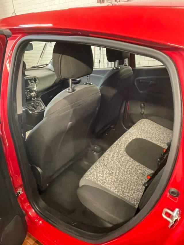 LANCIA Ypsilon 1.2 69 CV 5 porte GPL Silver