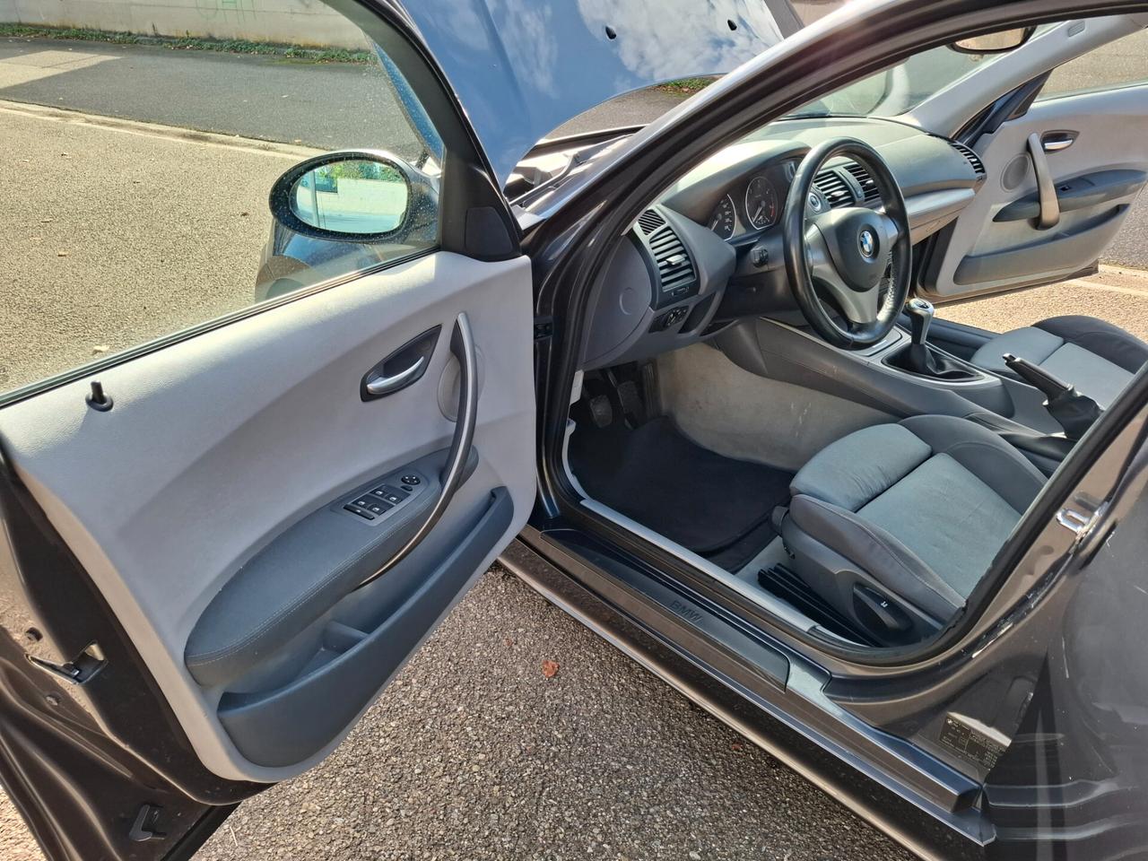 Bmw 118 118d cat 5 porte Futura