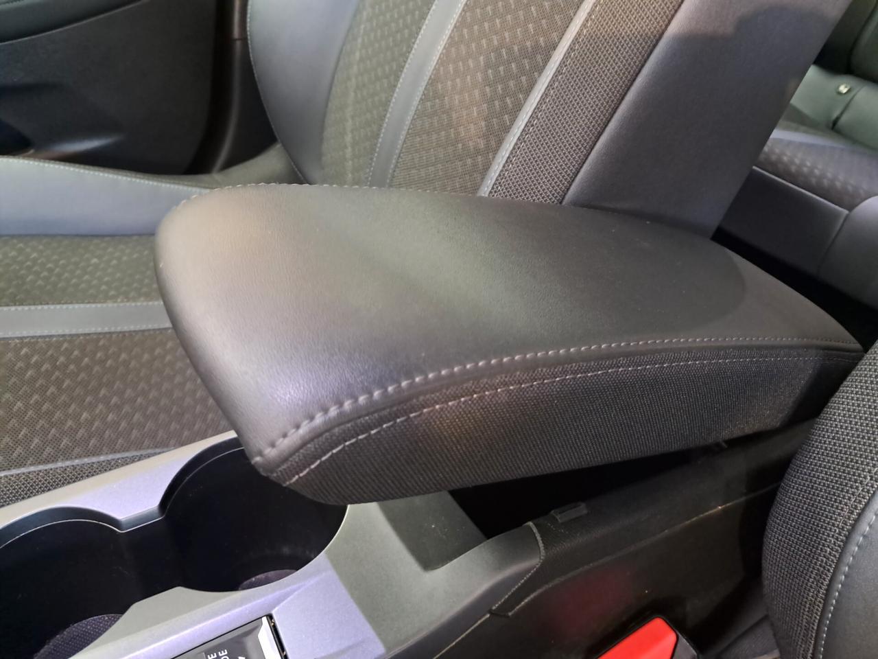 Peugeot 2008 PureTech 100 S&S Allure