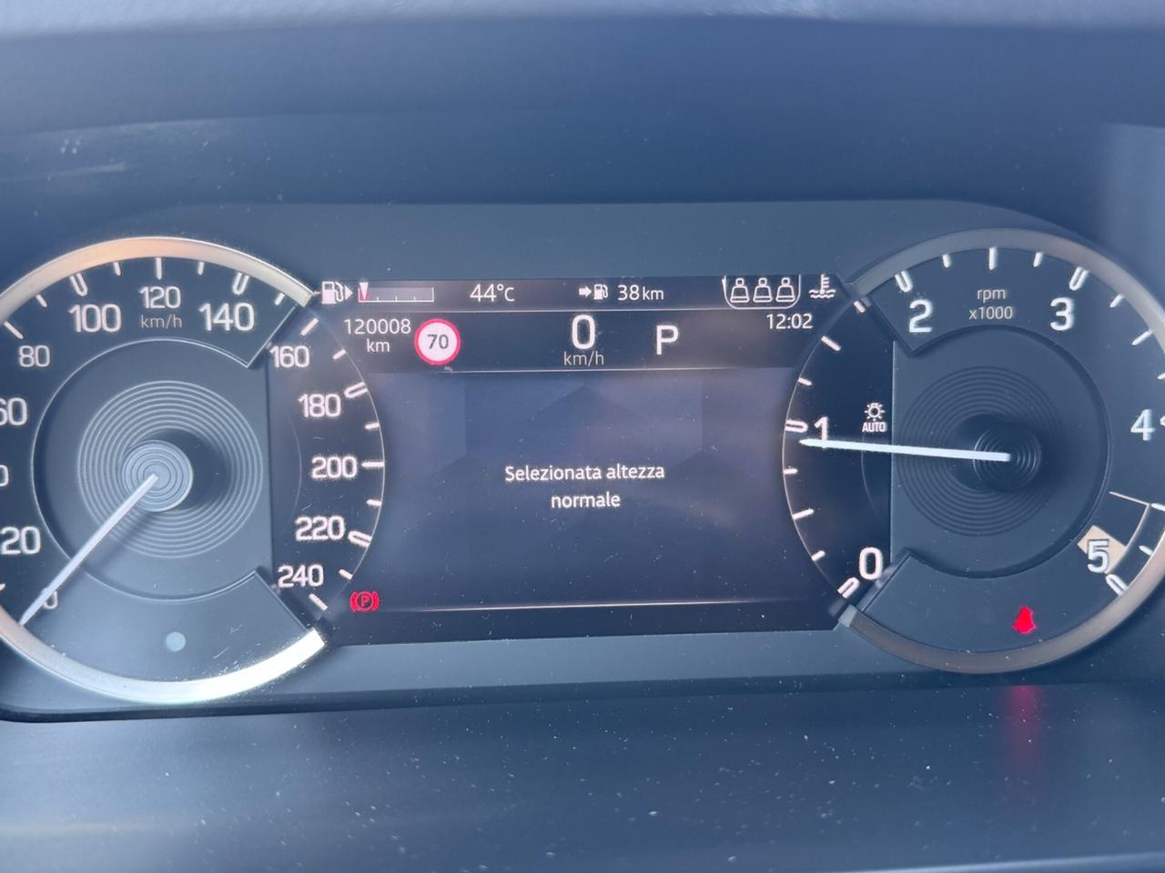 Defender 110 5P 3.0d 250 CV X-Dynamic S Pancea Green Bi-color