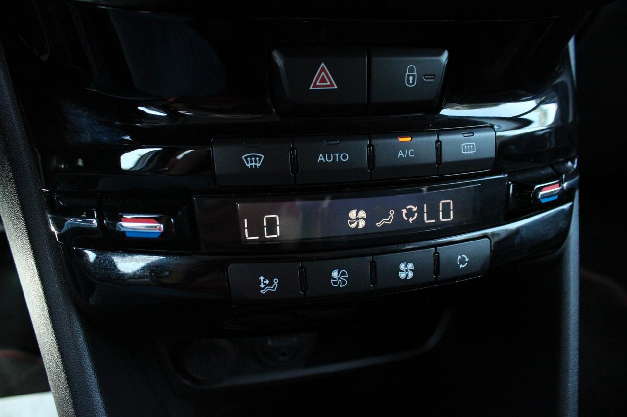Peugeot 2008 BlueHDi 100 GT Line