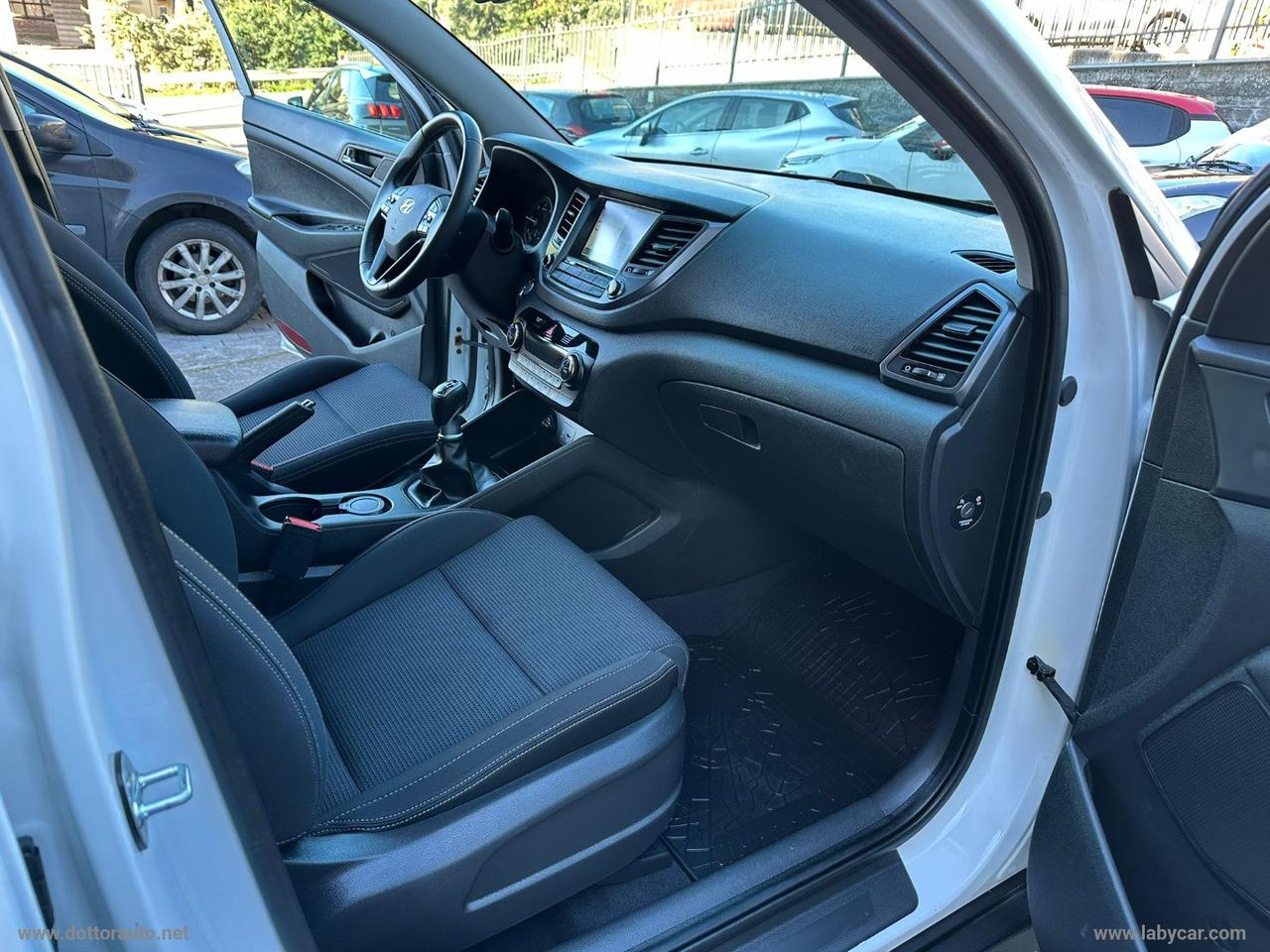 HYUNDAI Tucson 1.7 CRDi Sound Edition