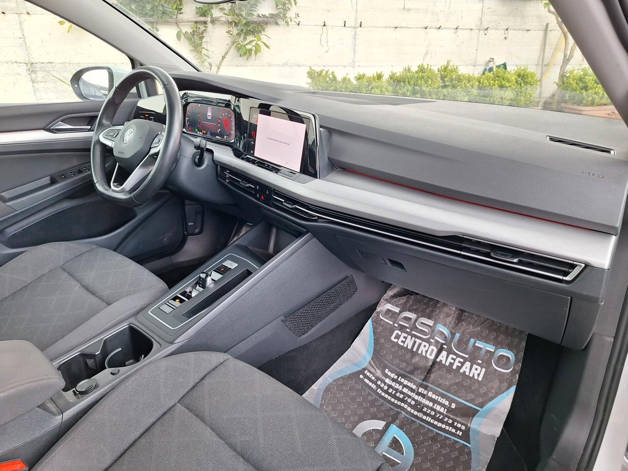 Volkswagen Golf 1.0 eTSI EVO DSG Life