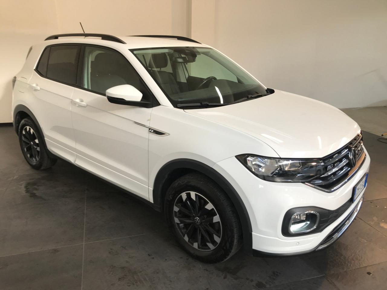 Volkswagen T-Cross 1.0 tsi R-LINE 95cv