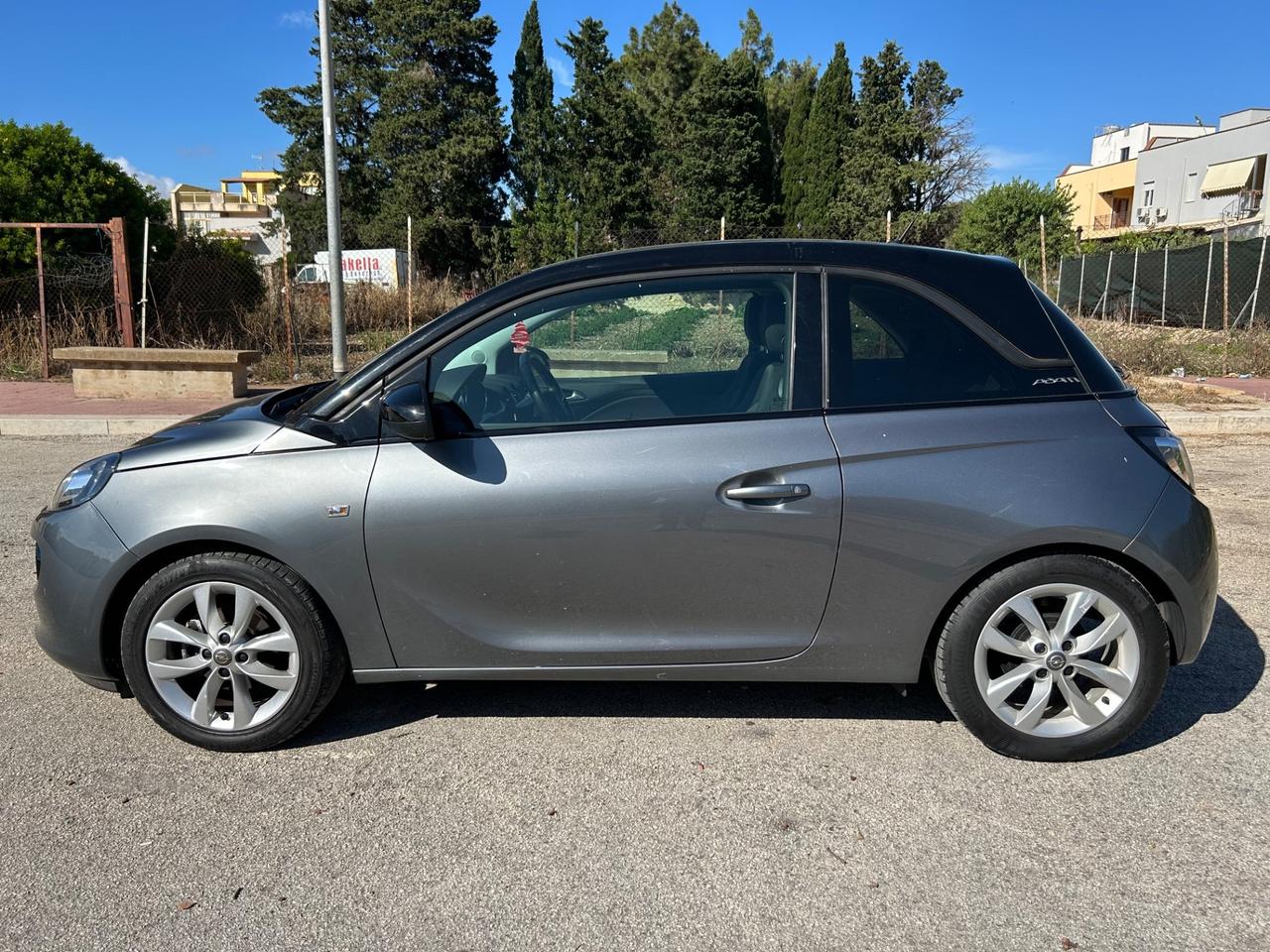 Opel Adam Rocks 1.2 70 CV