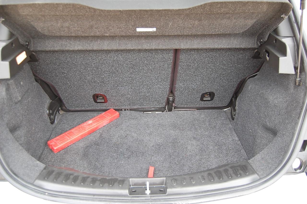 Lancia Ypsilon 1.2 69 CV 5 porte S&S Gold