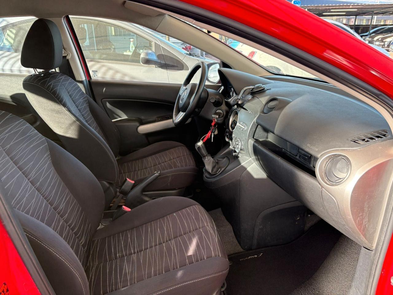 Mazda 2 75CV 5p. Easy