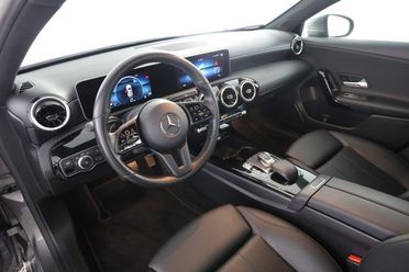 MERCEDES-BENZ A 180 A 180 d Automatic Business Extra
