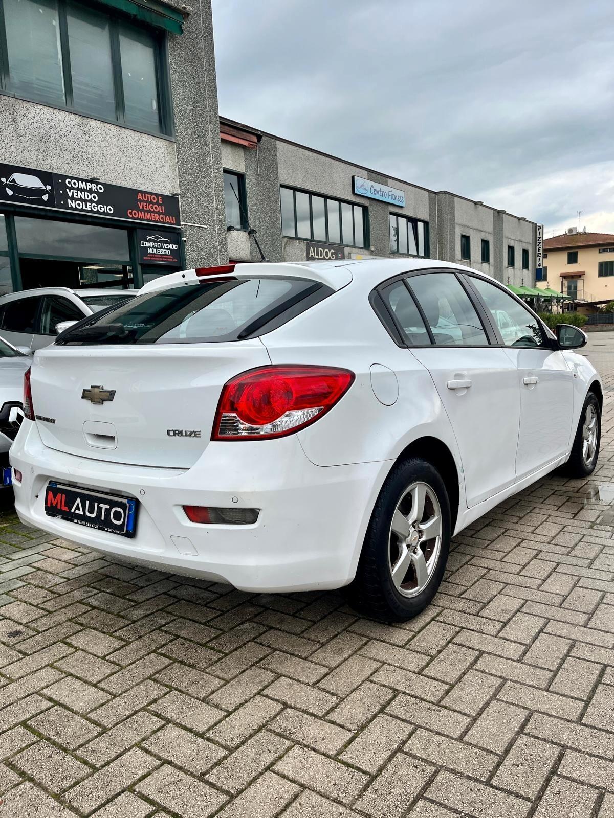 Chevrolet Cruze 1.6 5 porte LT