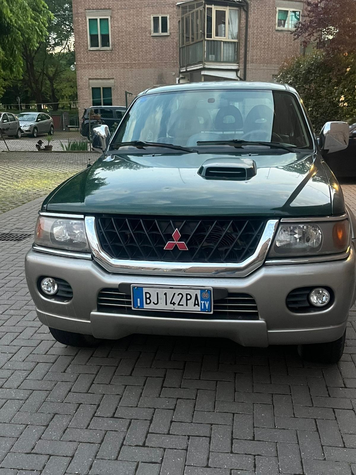 Mitsubishi Pajero Sport 2.5 TDI GLS