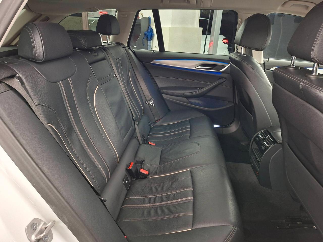 Bmw 520d xDrive Luxury auto 48v touring