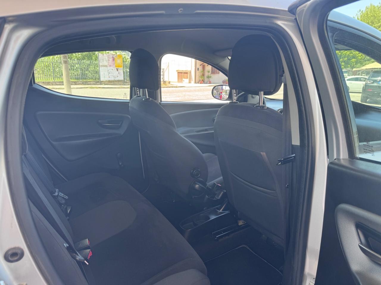 Lancia Ypsilon 1.2 69 CV 5 porte GPL Ecochic Platinum