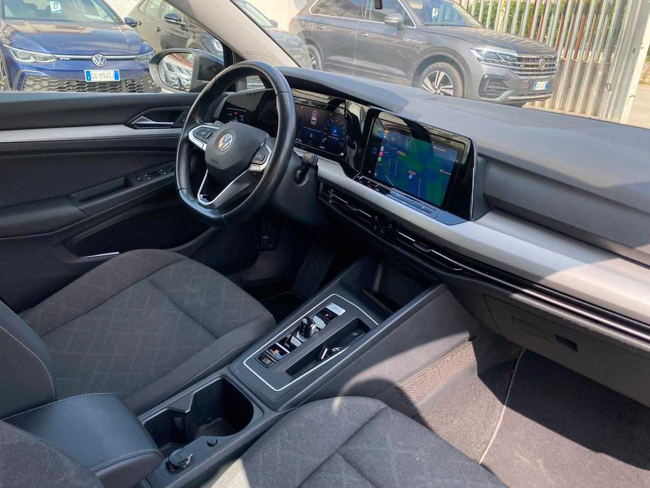 Volkswagen Golf 8 Life 2.0 TDI 116CV DSG