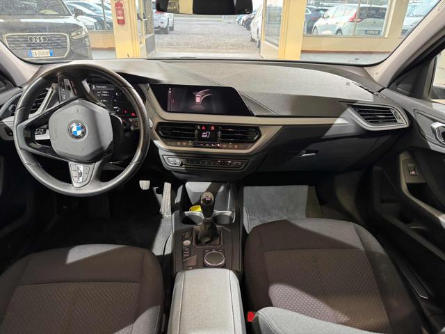 BMW 118 i 5p. Business Advantage