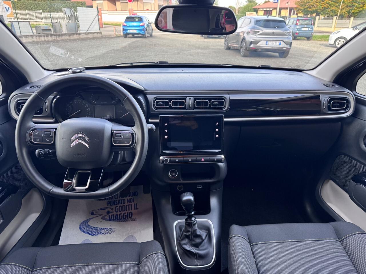 Citroen C3 1.2 Shine 110 cv