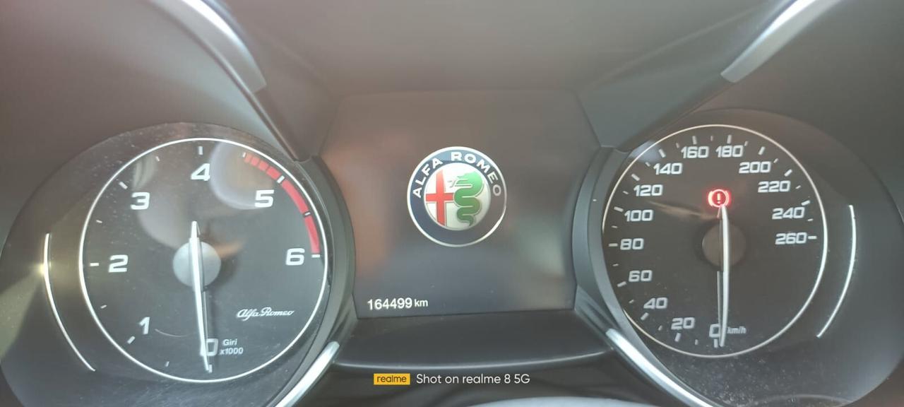 Alfa Romeo Giulia 2.2 Turbodiesel 210 CV AT8 AWD Q4 Veloce (Auto Conto Vendita)