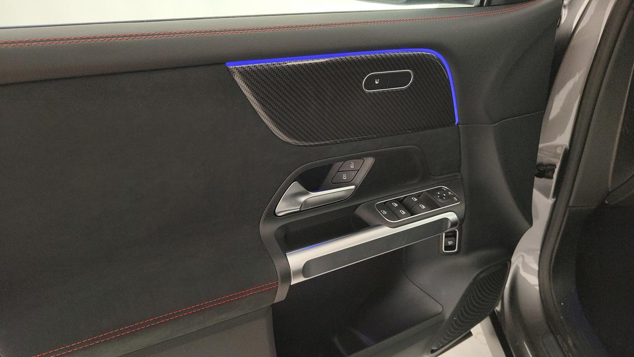 Mercedes-Benz GLB 200 d