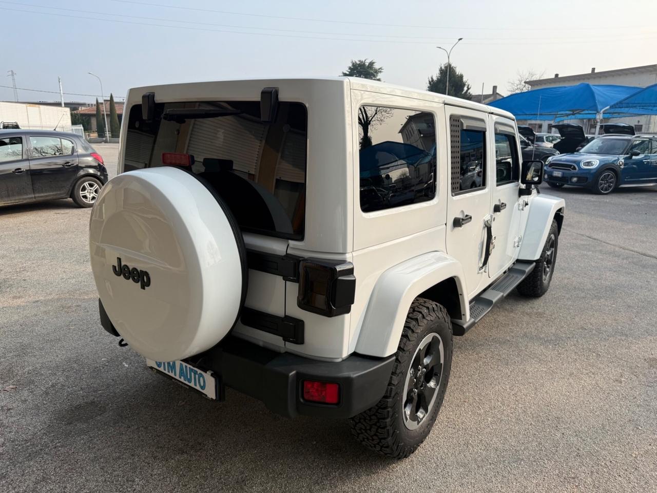 Jeep Wrangler Unlimited 2.8 CRD DPF Sahara Auto