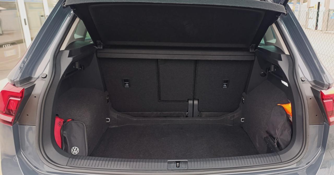 Volkswagen Tiguan 2.0 TDI SCR Life - 2023 - Uniproprietario - Service Ufficiale VW