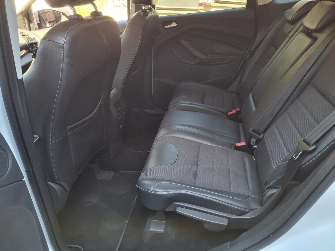 Ford Kuga 2.0 TDCI 180 CV S&S 4WD Powershift Titanium X