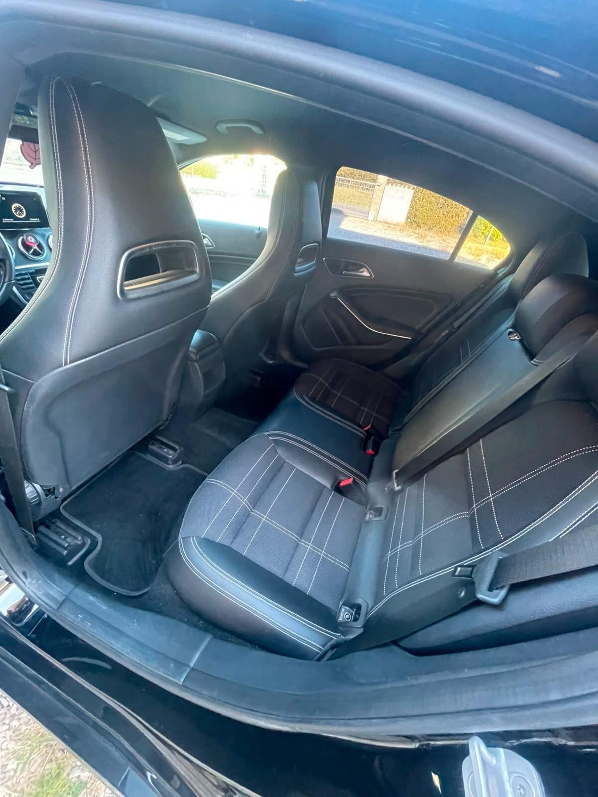Mercedes-benz A 160 CDI Premium Dark Night Edition