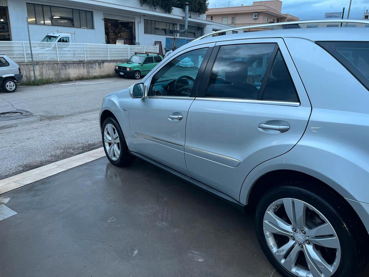 Mercedes-benz ML 300 CDI BlueEFFICIENCY Premium