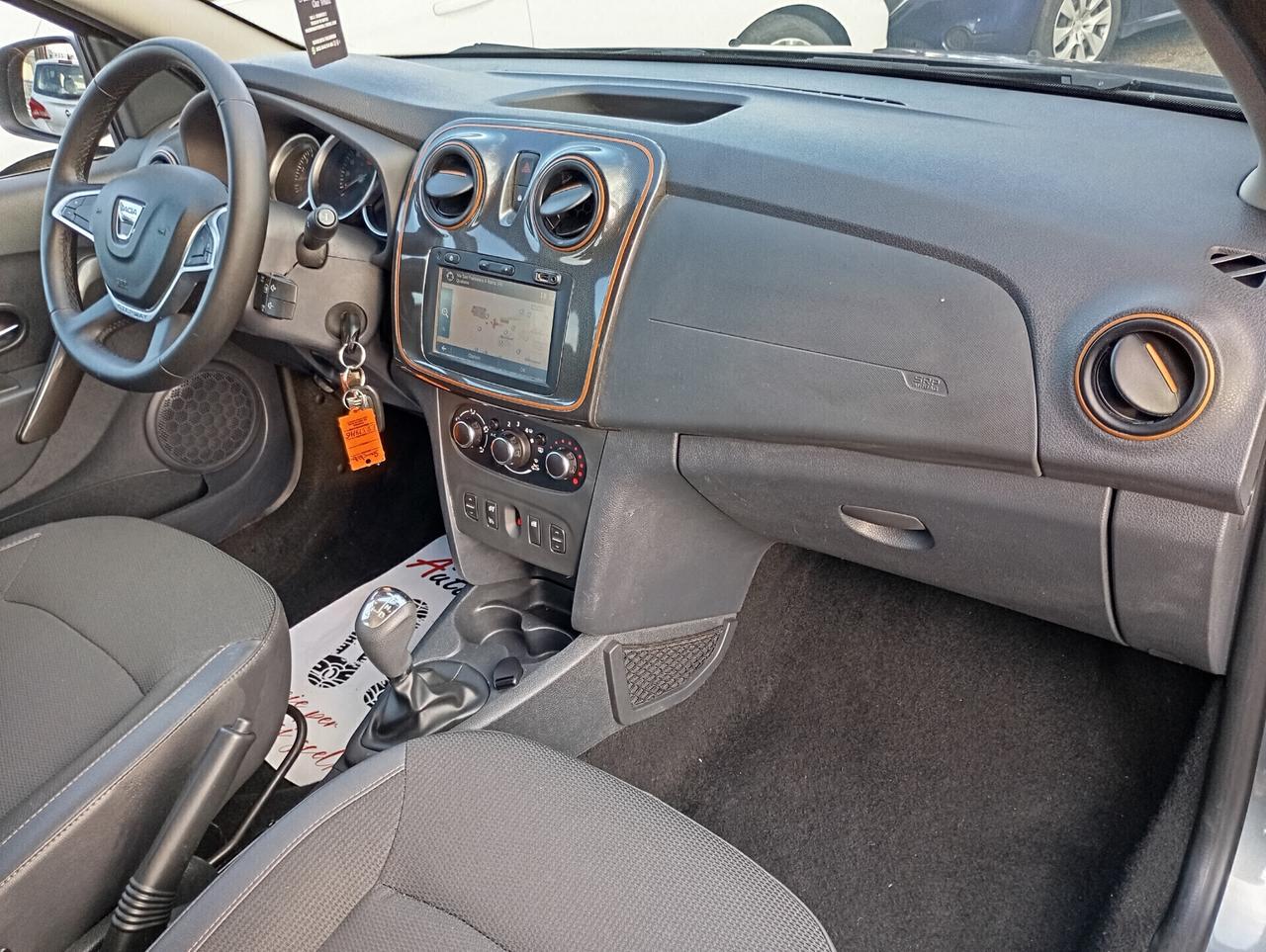 Dacia Sandero Stepway 1.5 dCi 90CV Explorer Aut.