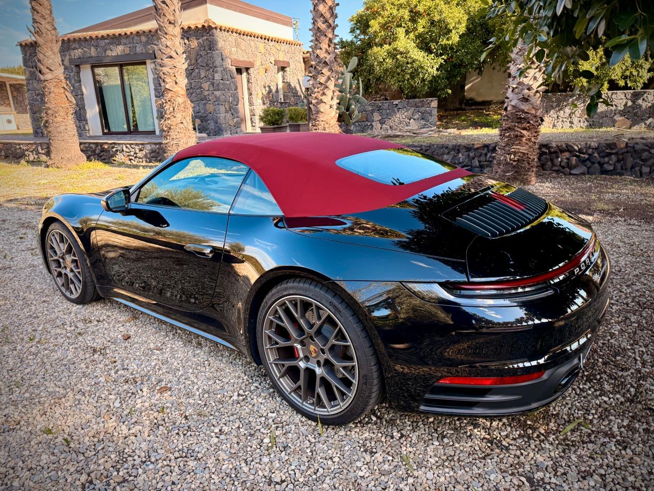 Porsche 911 Carrera 4S Cabriolet