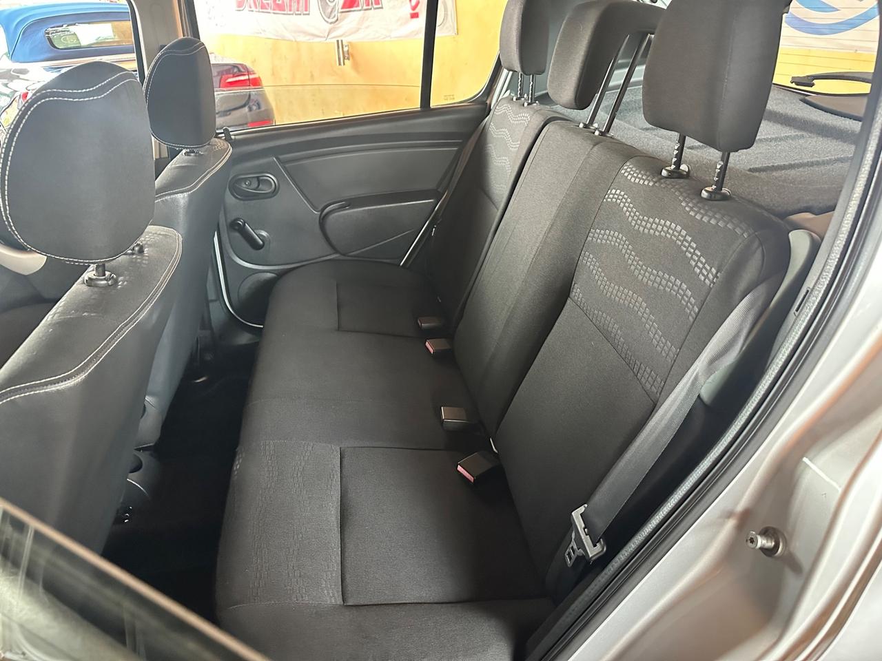 Dacia Sandero Stepway 1.6 8V 90CV