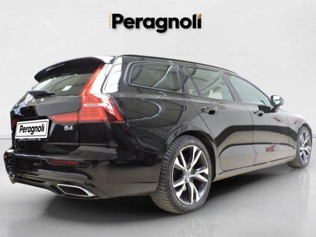 VOLVO V60 B4 (D) R-DESIGN AUTOMATICA