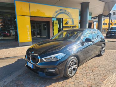 Bmw 118 120d 5p. Luxury