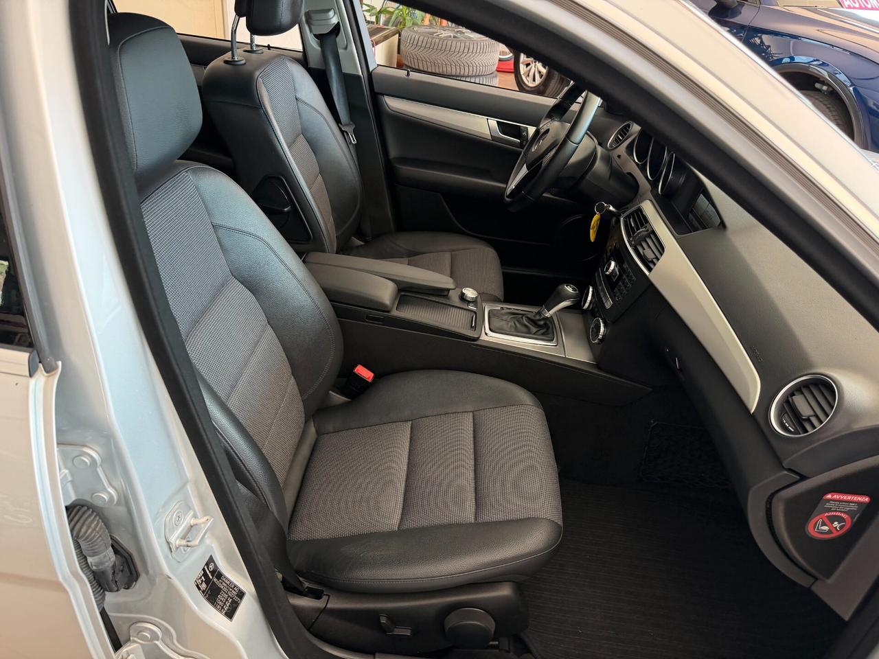 Mercedes-Benz C 220 NB. descrizione