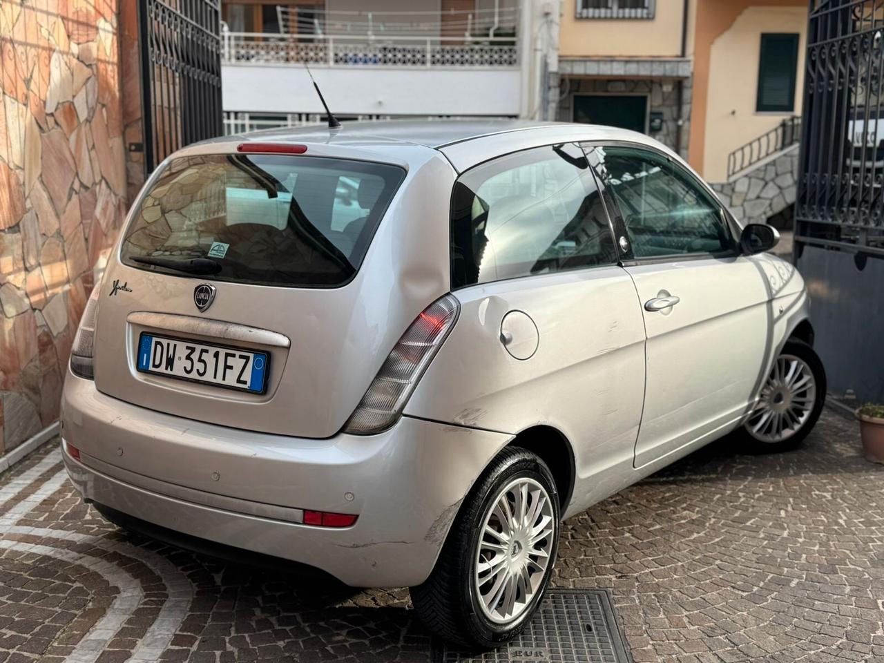 Lancia Ypsilon 1.4 Platino Ecochic GPL