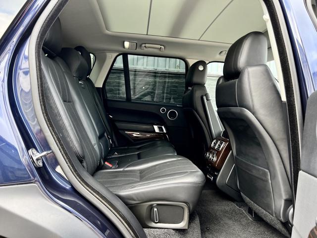 LAND ROVER Range Rover 3.0 TDV6 Autobiography
