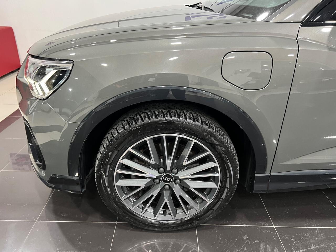 Audi Q3 SPB 45 1.4 TFSI STronic E-Hybrid Business 245 cv