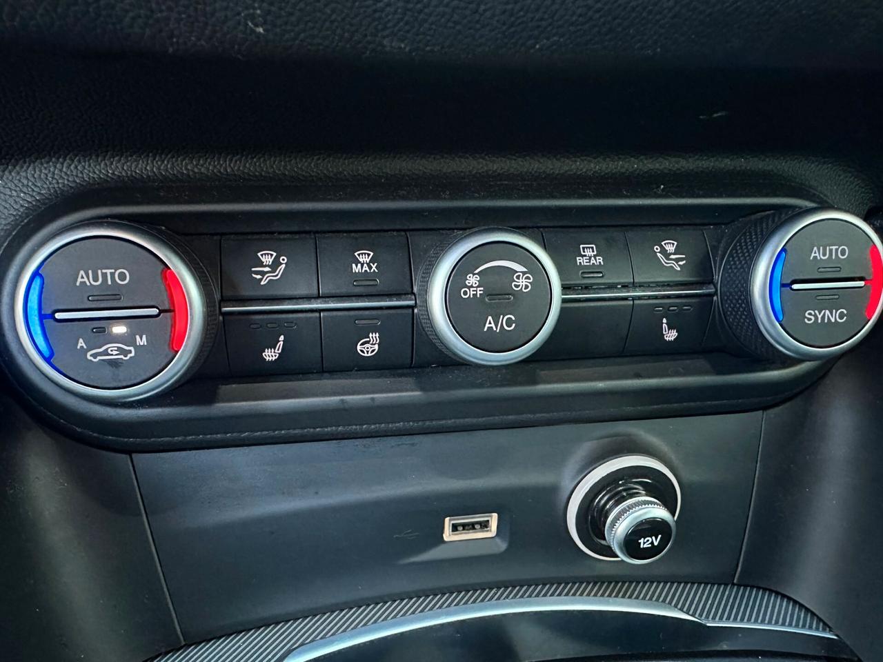 Alfa Romeo Stelvio 2.2 Turbodiesel 210 CV AT8 Q4 Veloce - Rosso Competizione