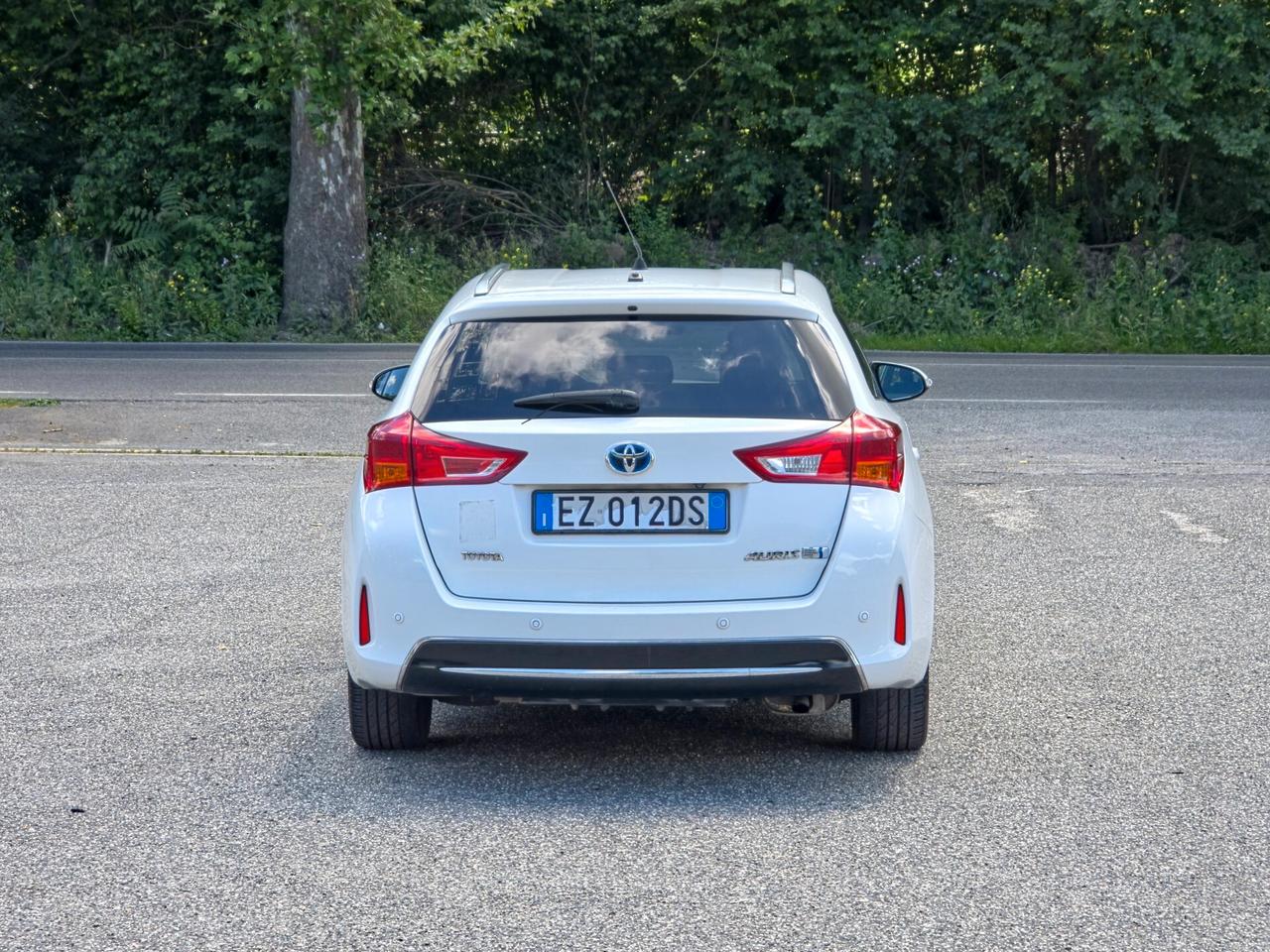 Toyota Auris Touring Sports 1.8 Hybrid Active 2015-E6 Automatico NEO