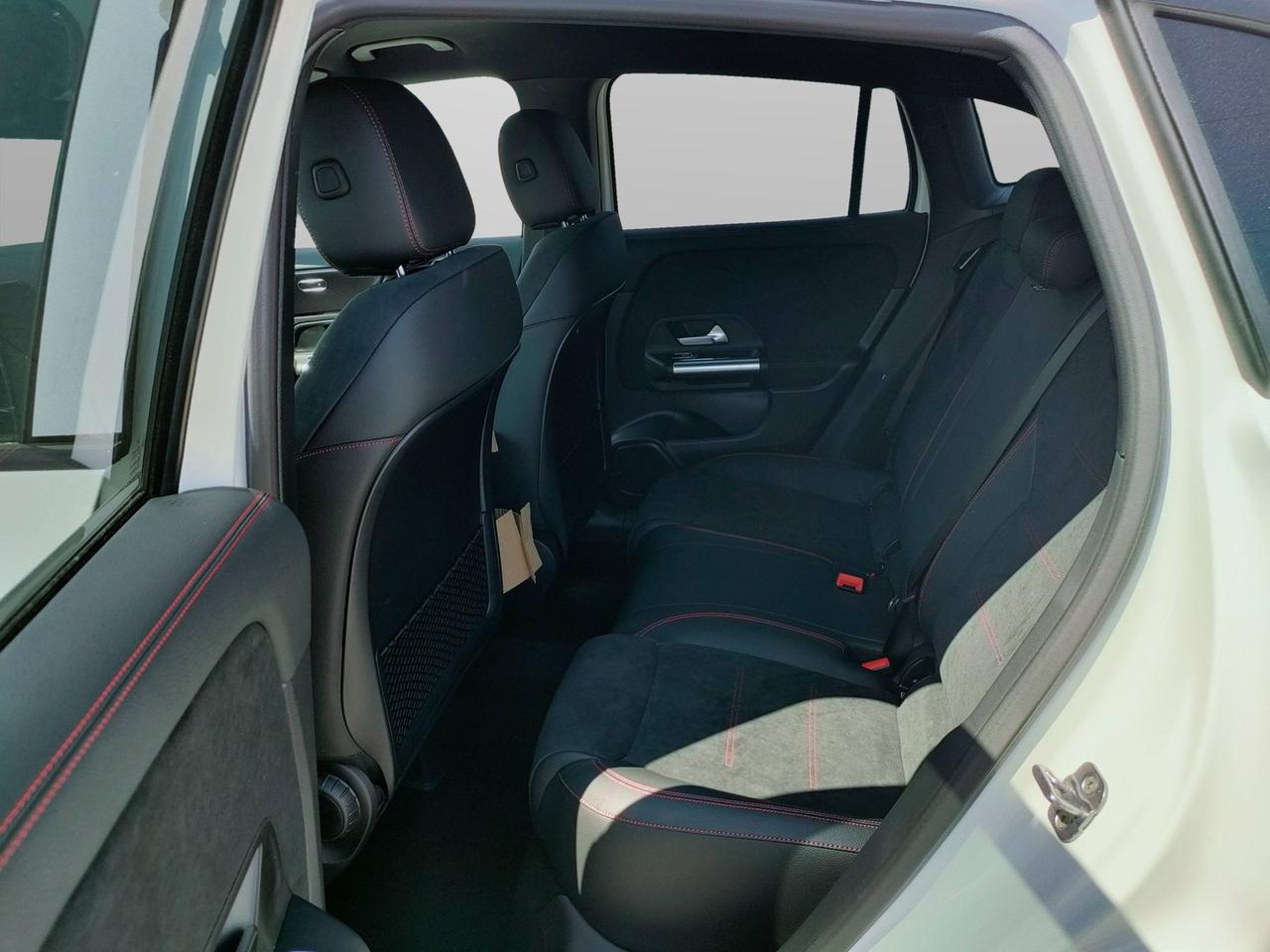 Mercedes-Benz GLA 200 d 4MATIC