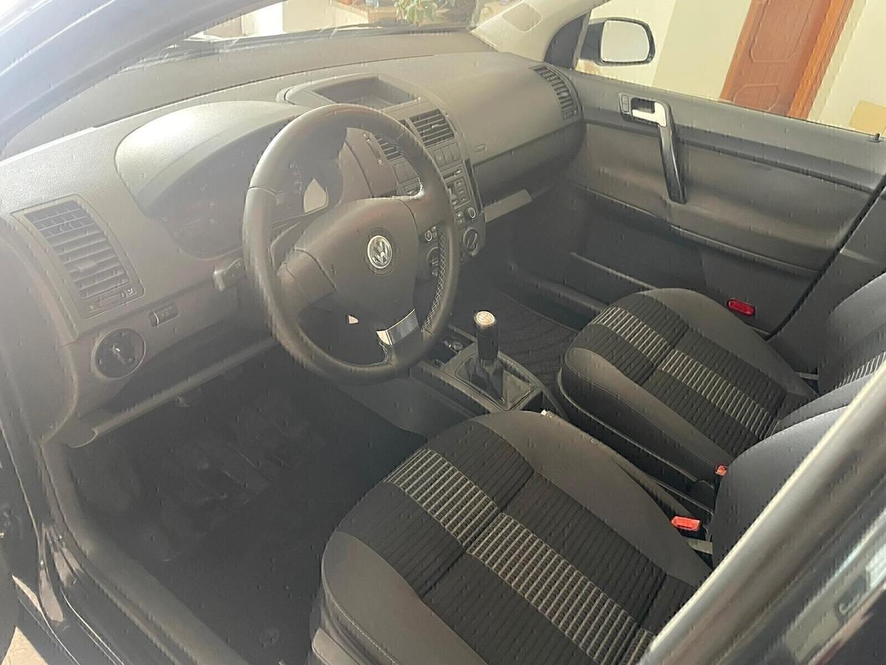 VOLKSWAGEN POLO 1.2 60 CV 5 PORTE UNITED