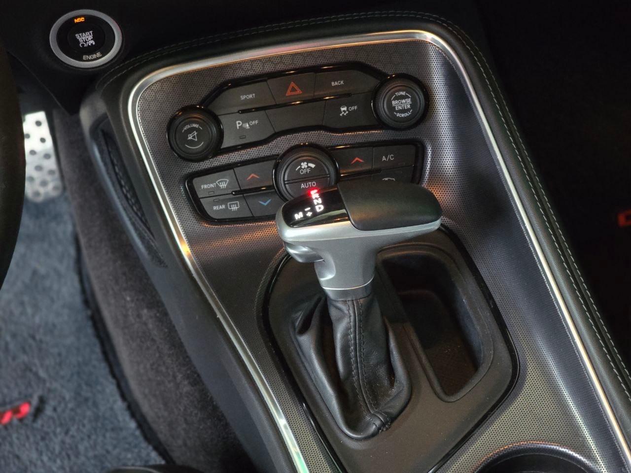 Dodge Challenger 5.7 HEMI V8 *IVA ESPOSTA