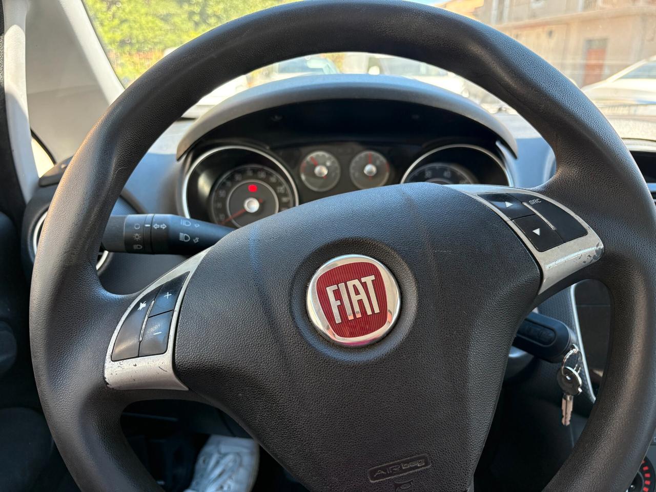 Fiat Punto 1.4 8V 5 porte Natural Power Easy